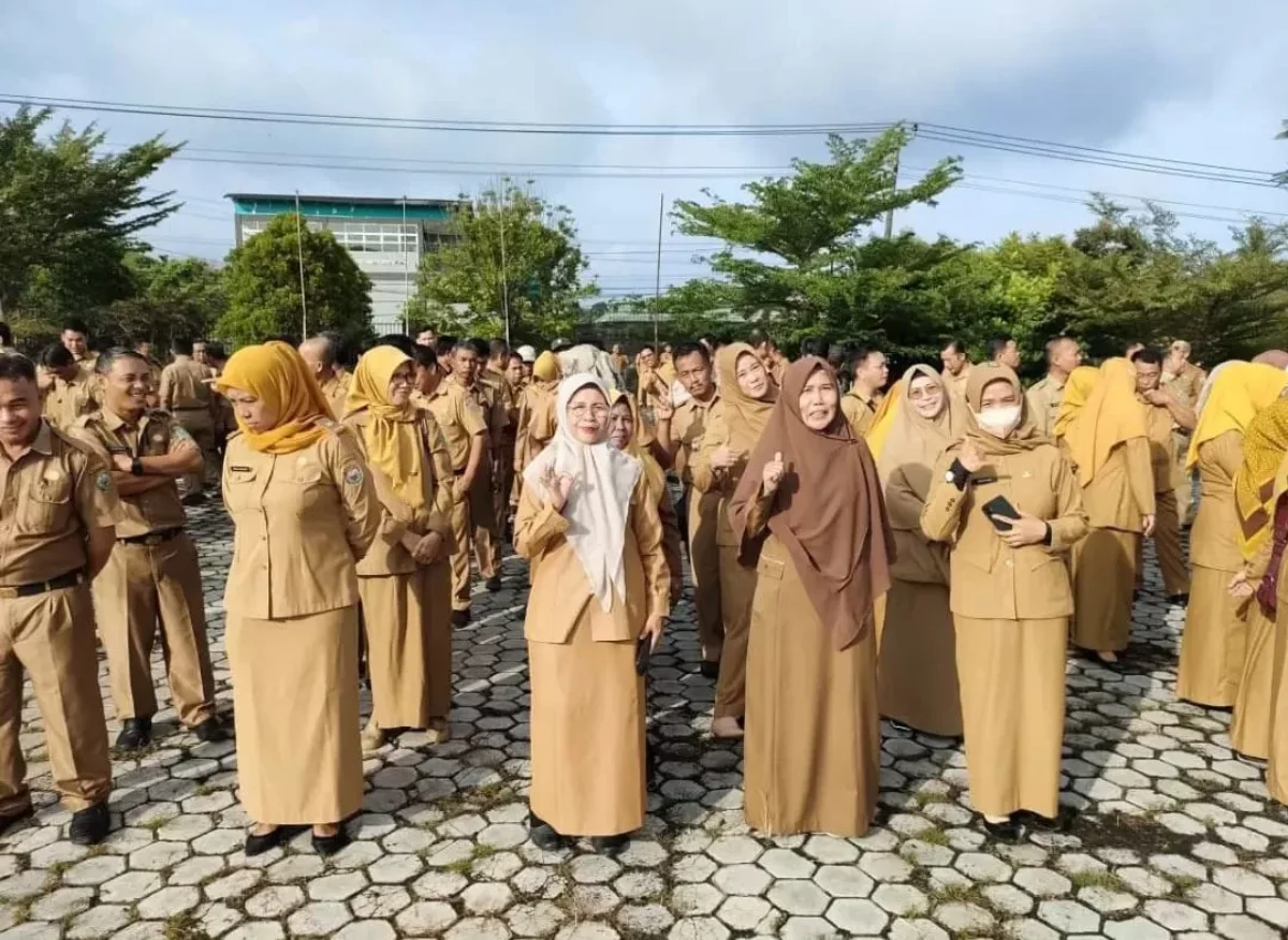 Prabowo Diminta Hapus "Kastanisasi" Guru, DPR Usul Satu Status Nasional: Semua PNS